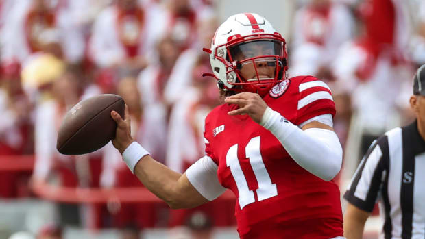 Casey Thompson pass 2022 Nebraska vs Oklahoma football USATSI_19062393